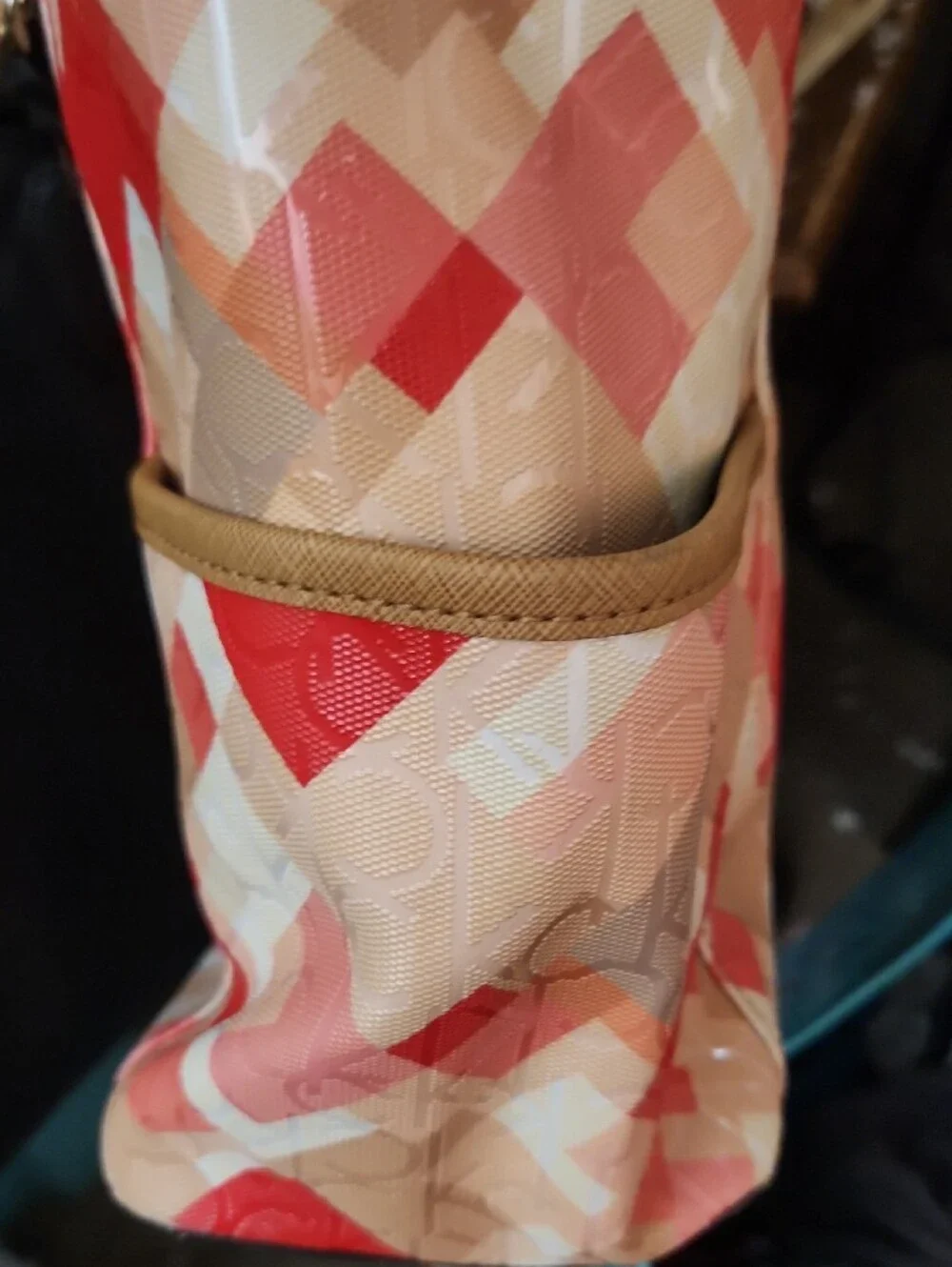 Calvin Klein Beige & Red Geometric Chain-Handle Tote